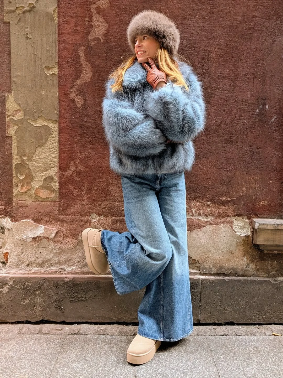 fall fashion women over 40 2026 Soft Faux Fur and Denim for a Fashion-Forward Winter Transition