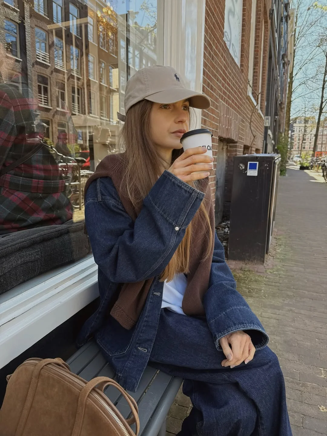 fall fashion inspiration 2026 Dark Denim And Coffee-Tone Layers For City Mornings