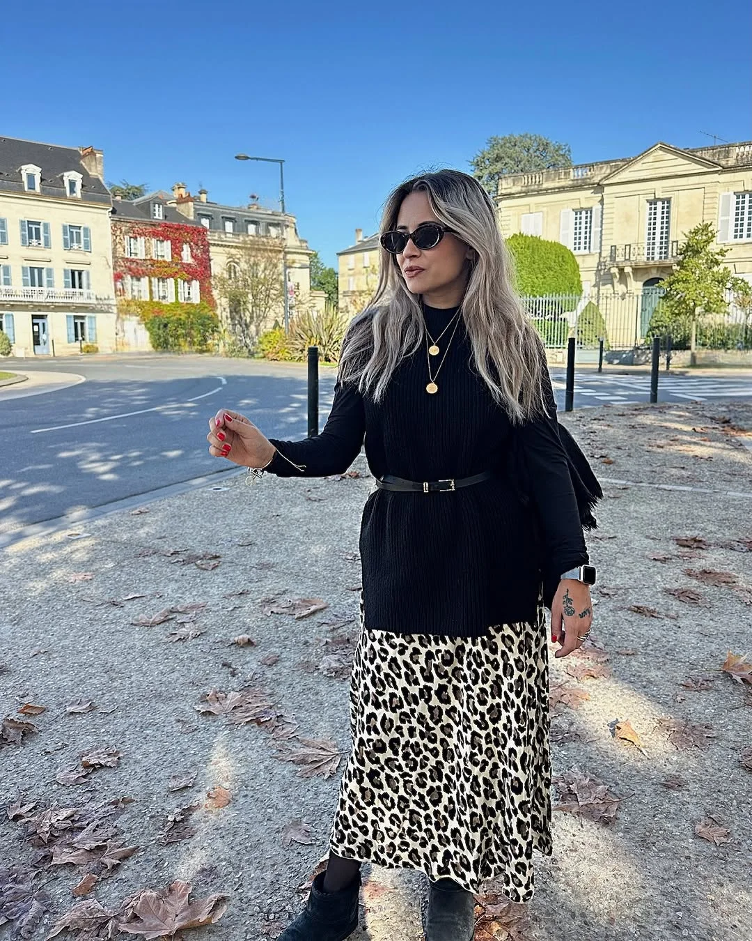 fall fashion outfits 2026 Leopard Prints Become Elegant With Black Knitwear
