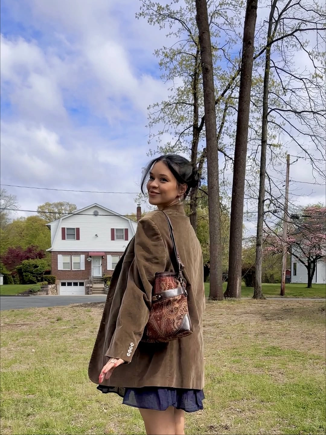 fall going out outfits 2026 Oversized Blazers Make Mini Dresses Feel Effortlessly Autumn Ready