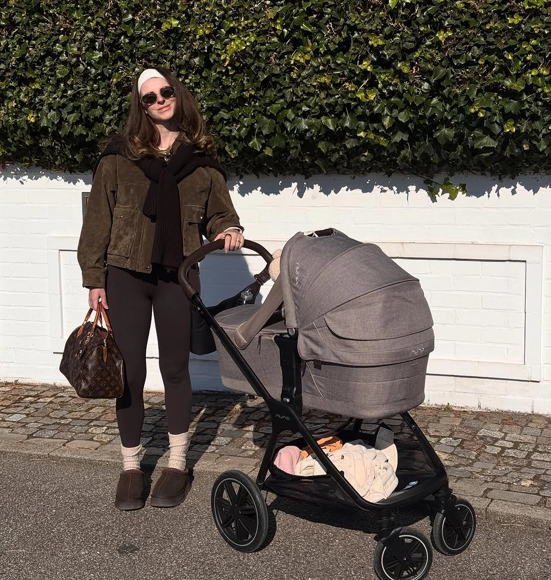 fall mom outfits 2026 Brown Layers and Leggings That Make Busy Mom Days Easier