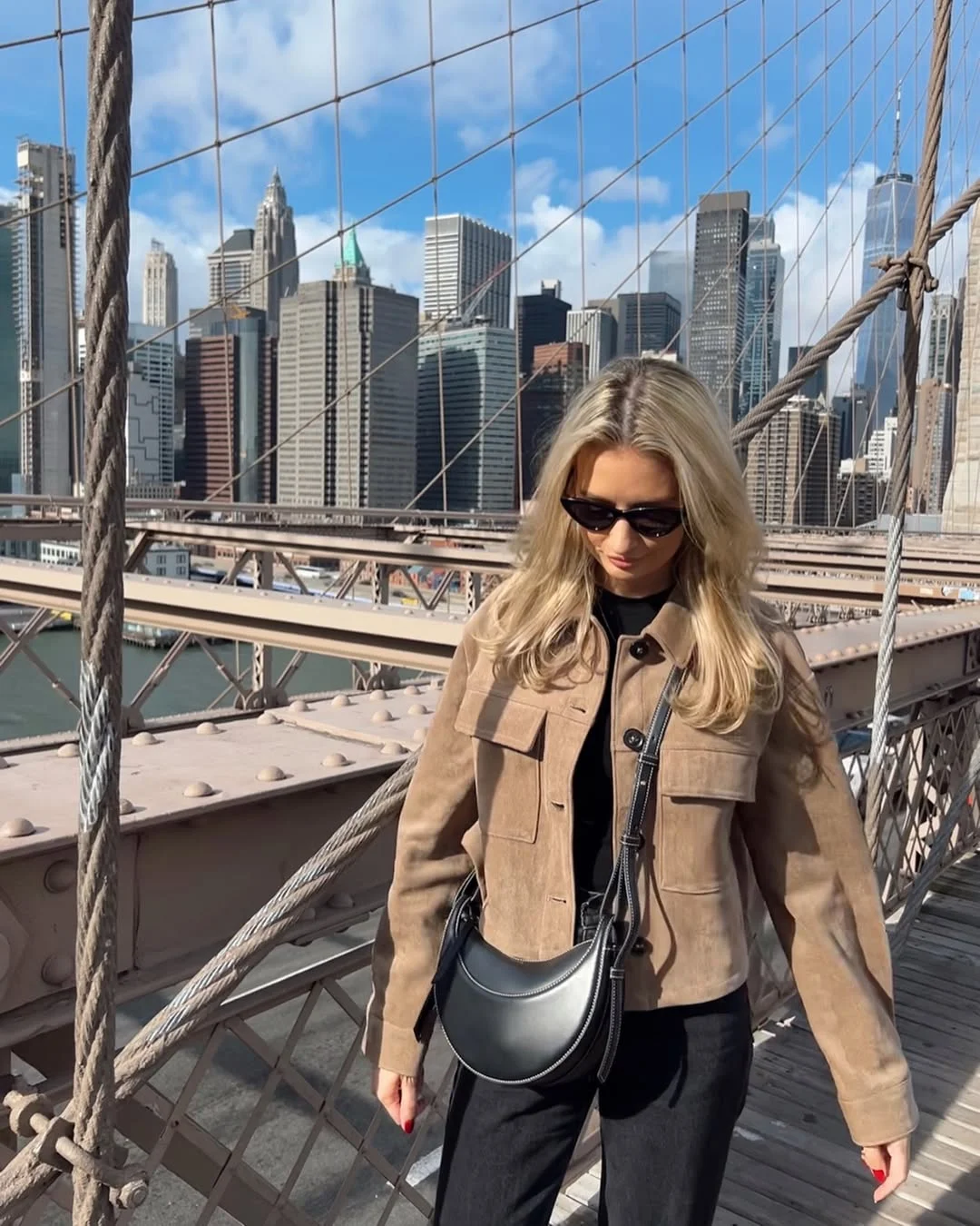 fall outfits ideas 2026 Suede Jackets and Black Basics for Modern City Dressing