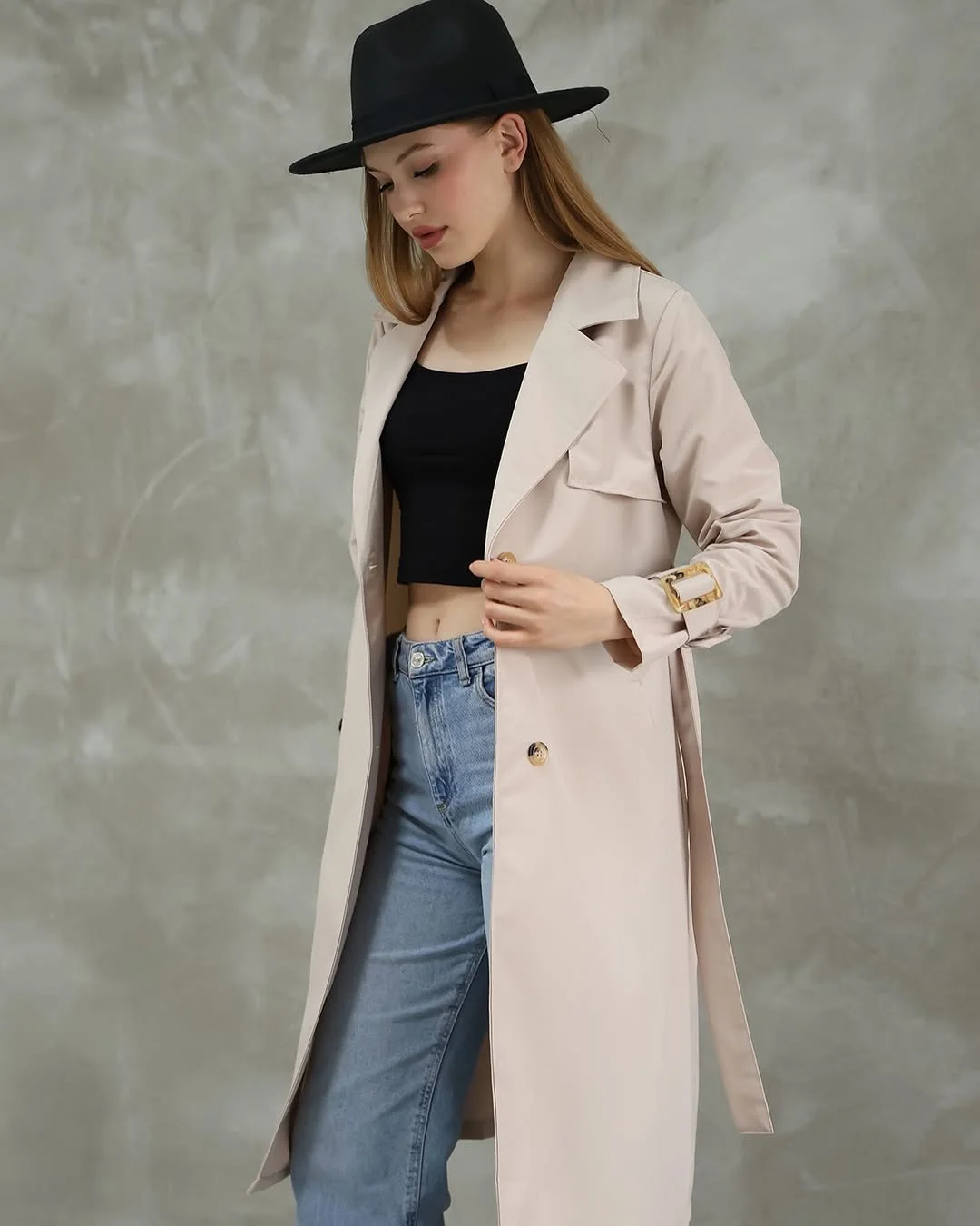 fall outfits with jeans 2026 The Timeless Trench Coat Formula That Never Feels Outdated