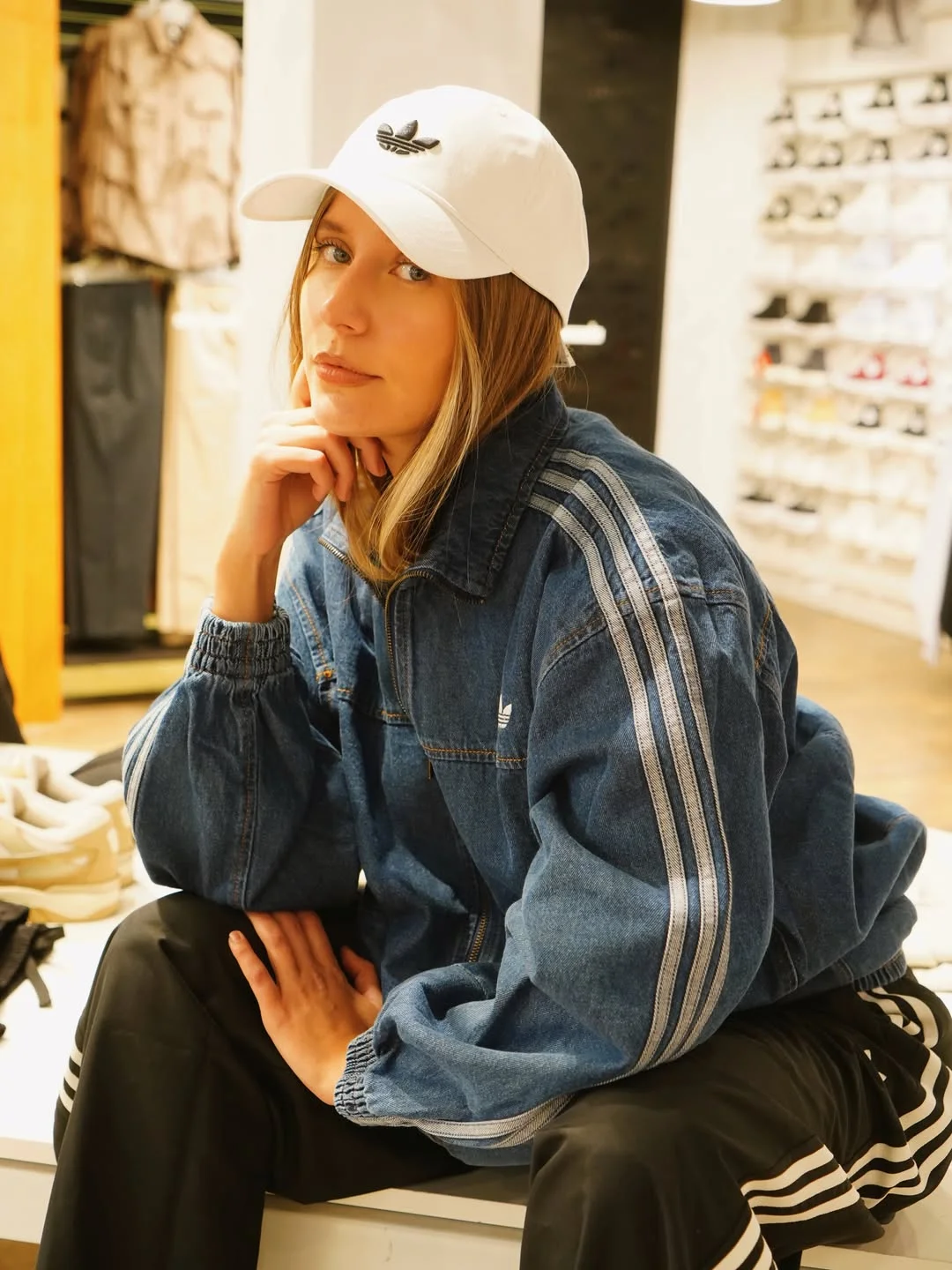 fall outfits with jeans jacket 2026 Sporty Denim and Athleisure for Everyday Fall Comfort