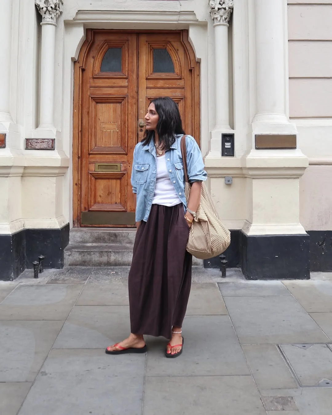 fall outfits with jeans jacket 2026 Soft Denim and Flowing Separates for Transitional Weather