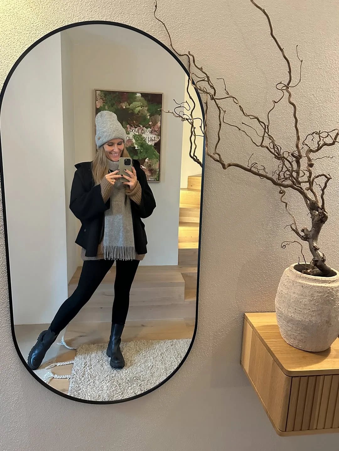 fall outfits with leggings and boots 2026 Minimalist Chelsea Boots for Everyday Fall Comfort