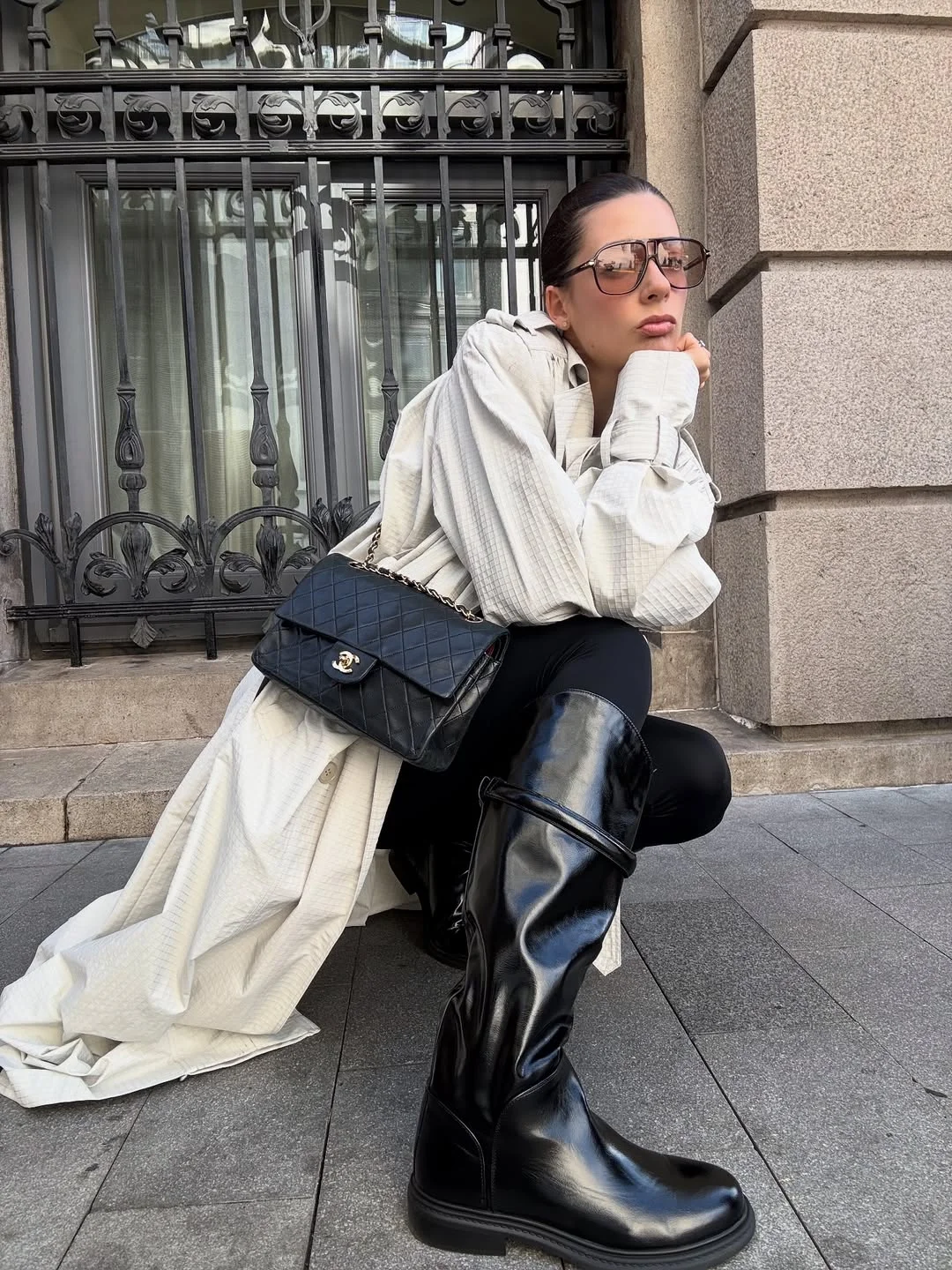 fall outfits with leggings and boots 2026 Luxury Trench Coat and Riding Boots Combination