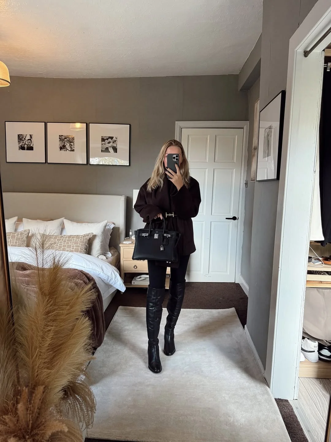 fall outfits with leggings and boots 2026 Classic Black Leggings with Knee-High Boots