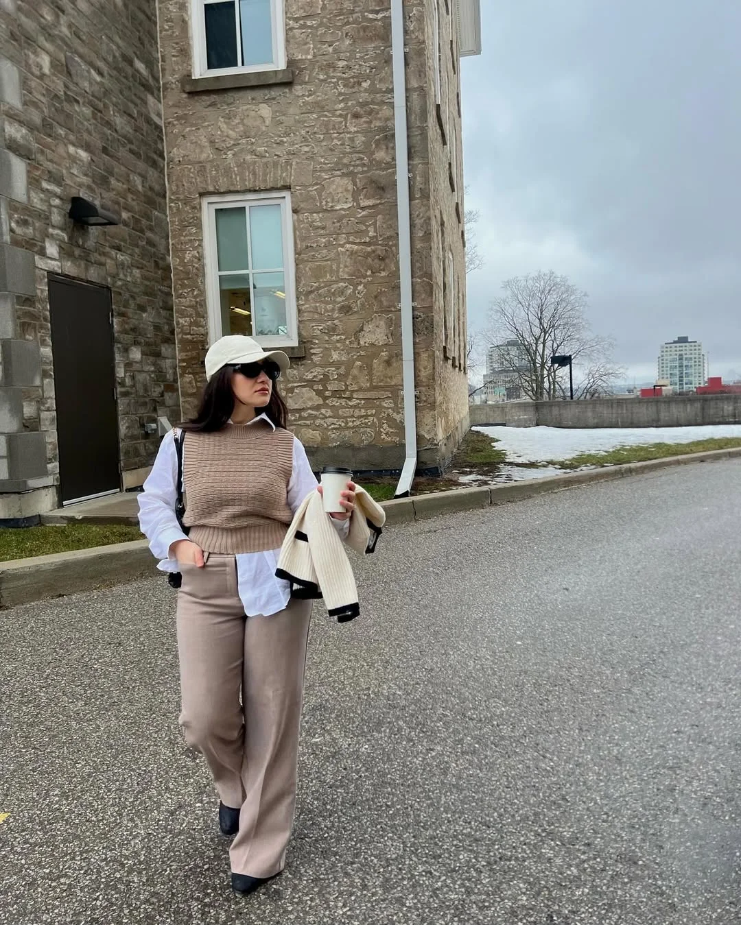 fall vest outfits for women 2026 The Monochromatic Beige Vest Outfit That Looks Effortlessly Expensive