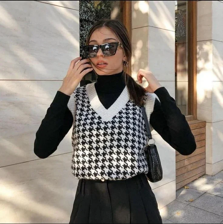 fall vest outfits for women 2026 The Houndstooth Vest Outfit That Brings Classic European Style Into 2026