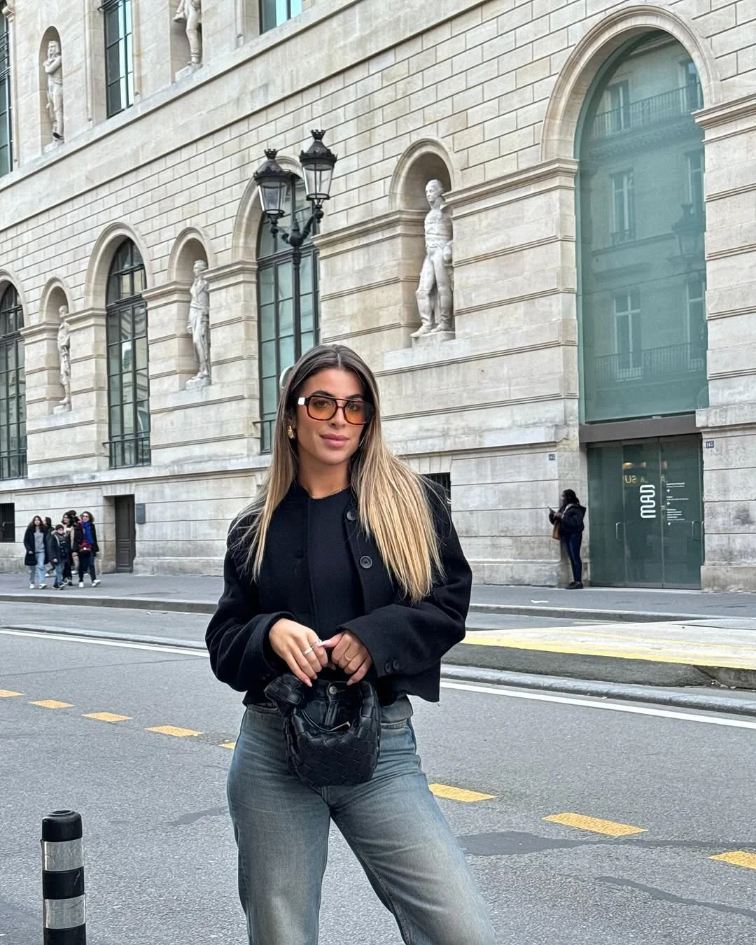 simple fall outfits 2026 Dark Denim and Black Basics for Everyday City Style