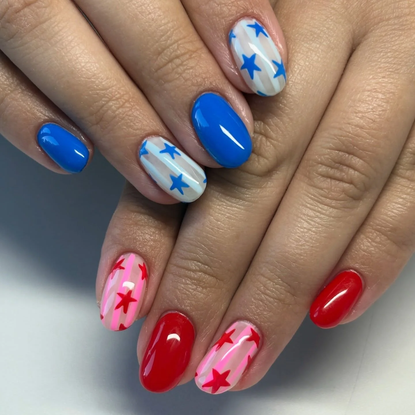 august nails ideas 2026 Playful Pop Art Stars in Bold Summer Colors