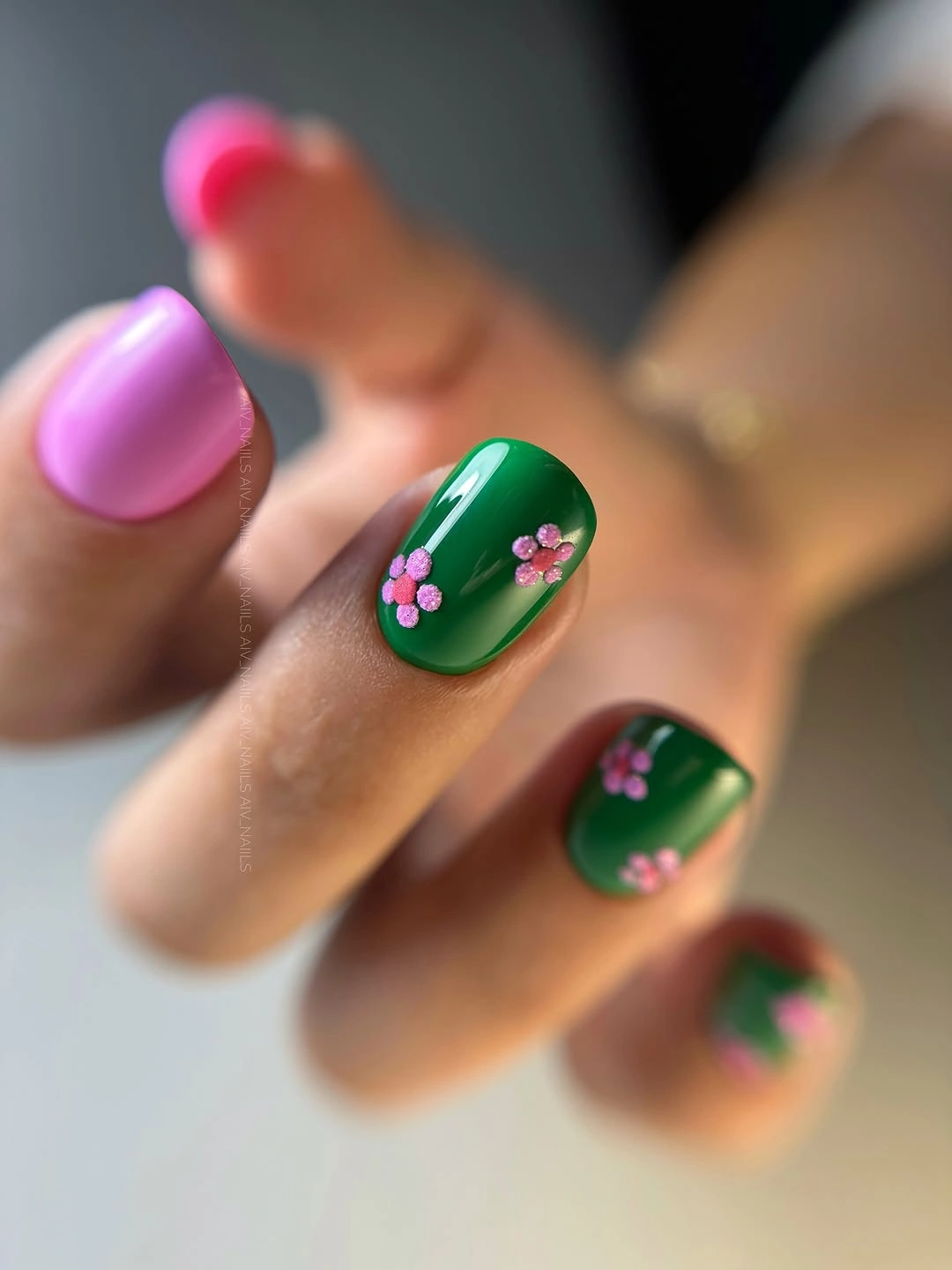 august nails ideas 2026 Playful Green and Pink Floral Nails for Sunny August Days