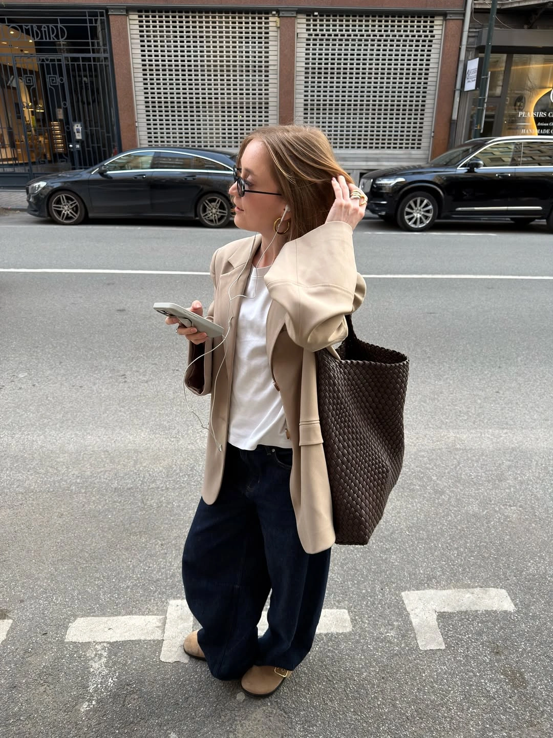 august outfits 2026 Smart Blazer Layers for Cool August Mornings