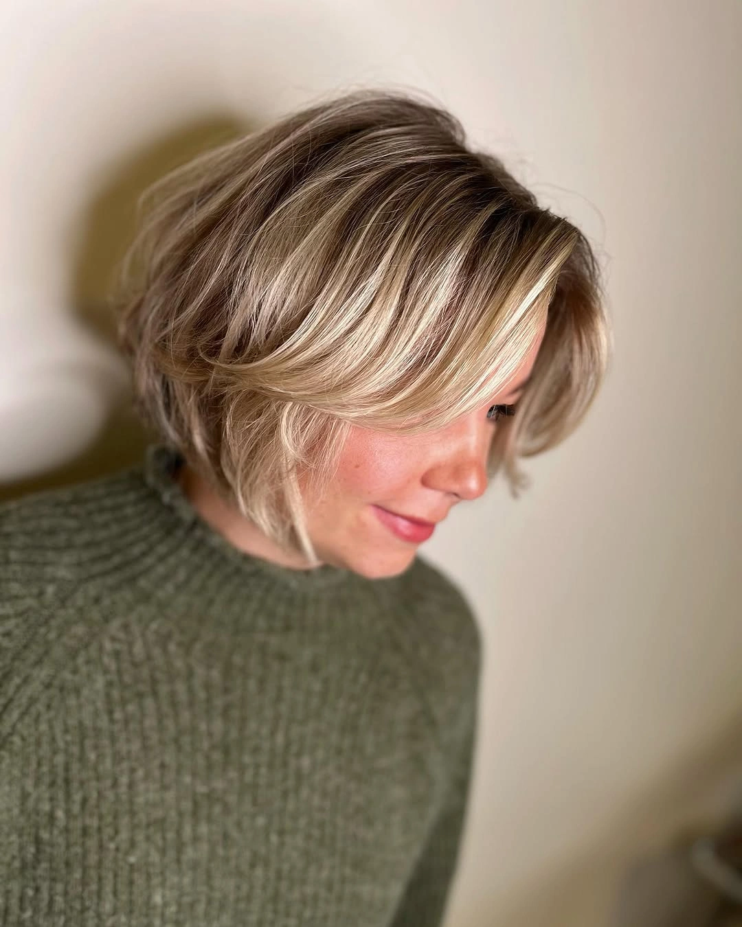 bixie haircut Dimensional Blonde Bixie With Face-Framing Sweep