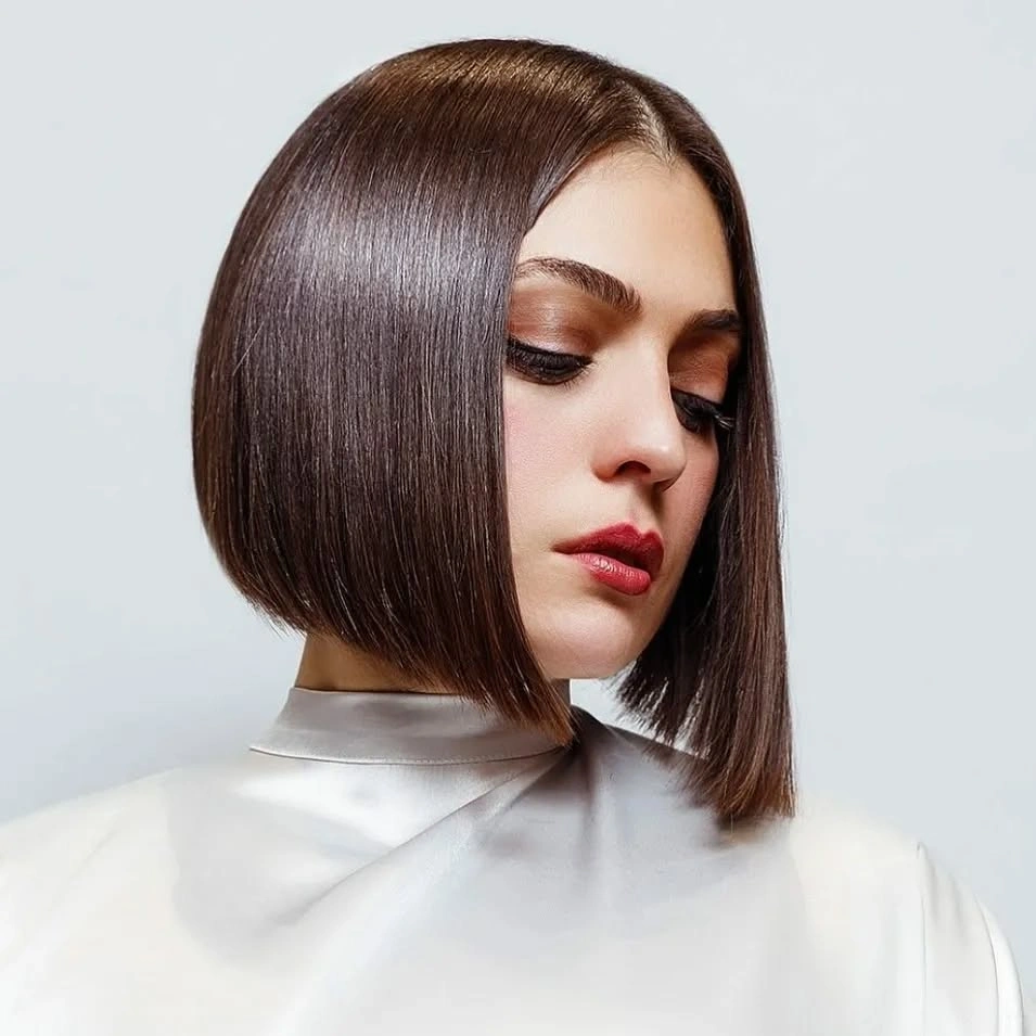 bobbed haircut for women Minimalist Precision Bob with Perfect Symmetry
