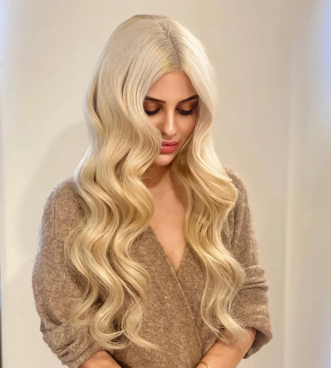body waves hairstyle Classic Platinum Glamour With Flowing Hollywood-Inspired Waves