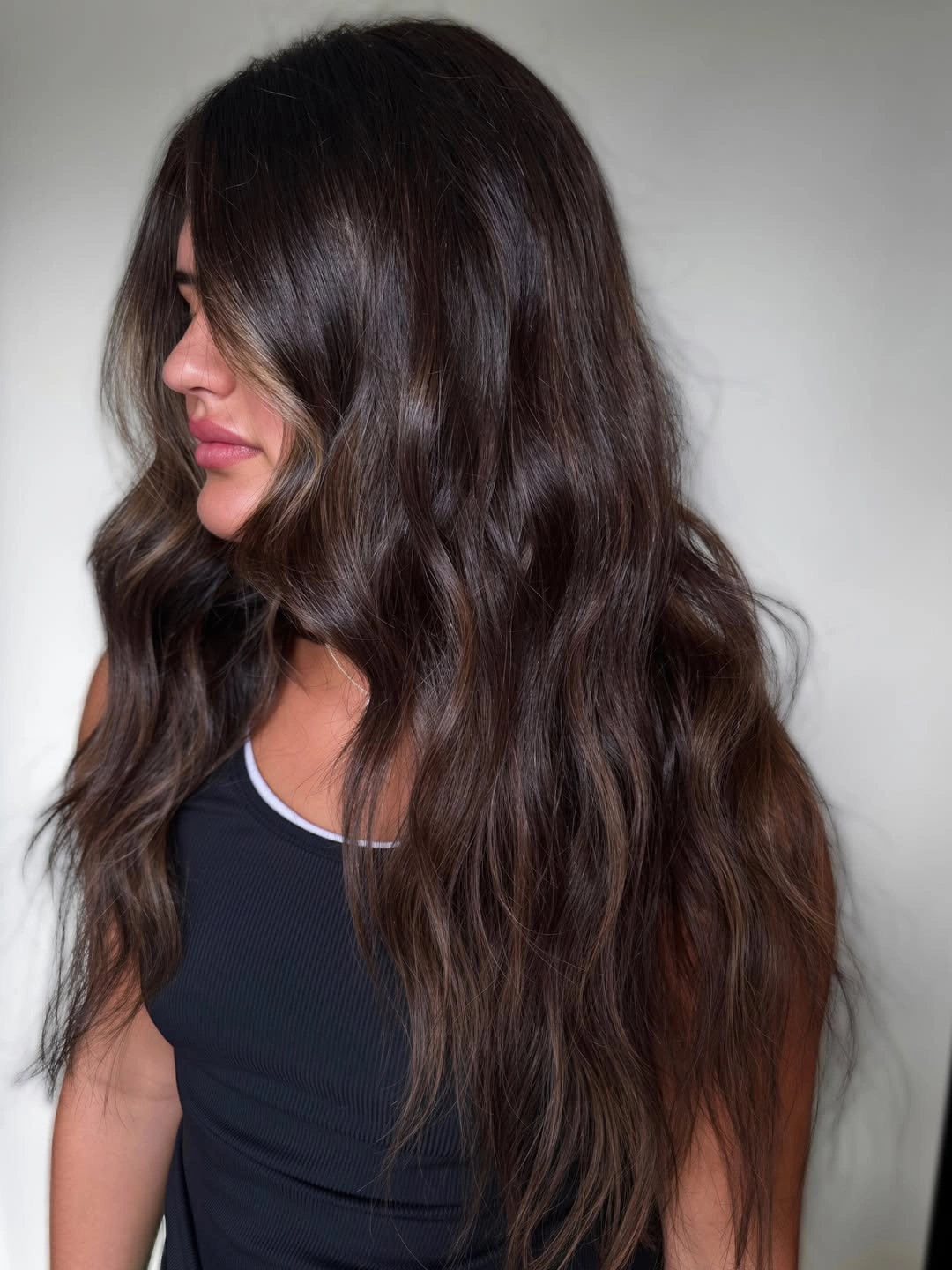 dimensional brunette hair color Deep Chocolate Brunette with Barely-There Dimension