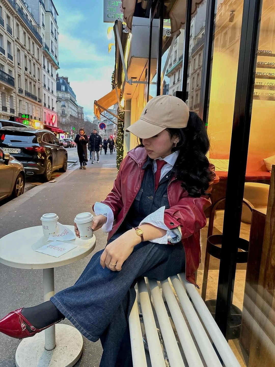 fall classy outfits women 2026 A Burgundy Leather Jacket That Refreshes Classic Denim