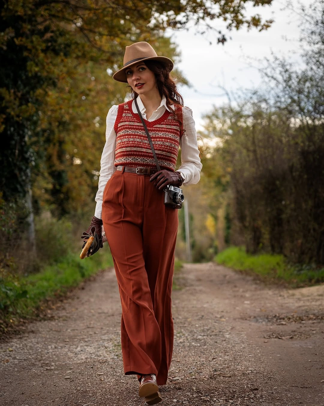 fall classy outfits women 2026 Vintage Autumn Layers with Timeless Country Charm