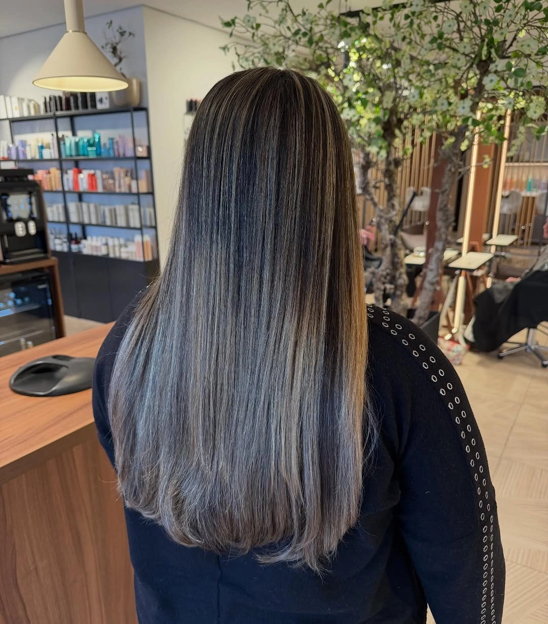 fall haircuts for women 2026 Sleek Dimensional Blonde for Straight Hair Lovers