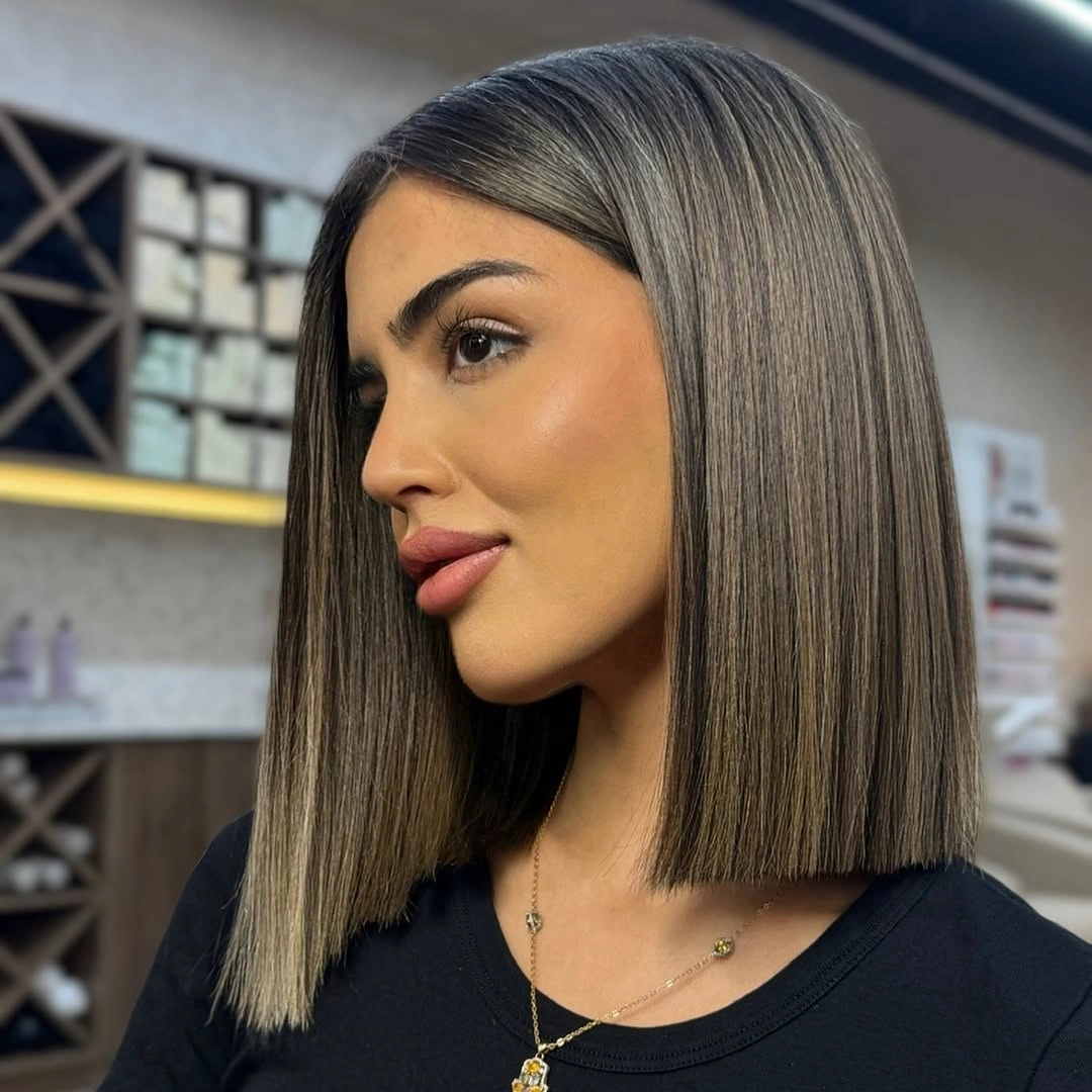 Fall hairstyles for short hair 2026 Glass Straight Blunt Bob with Cool Brunette Dimension