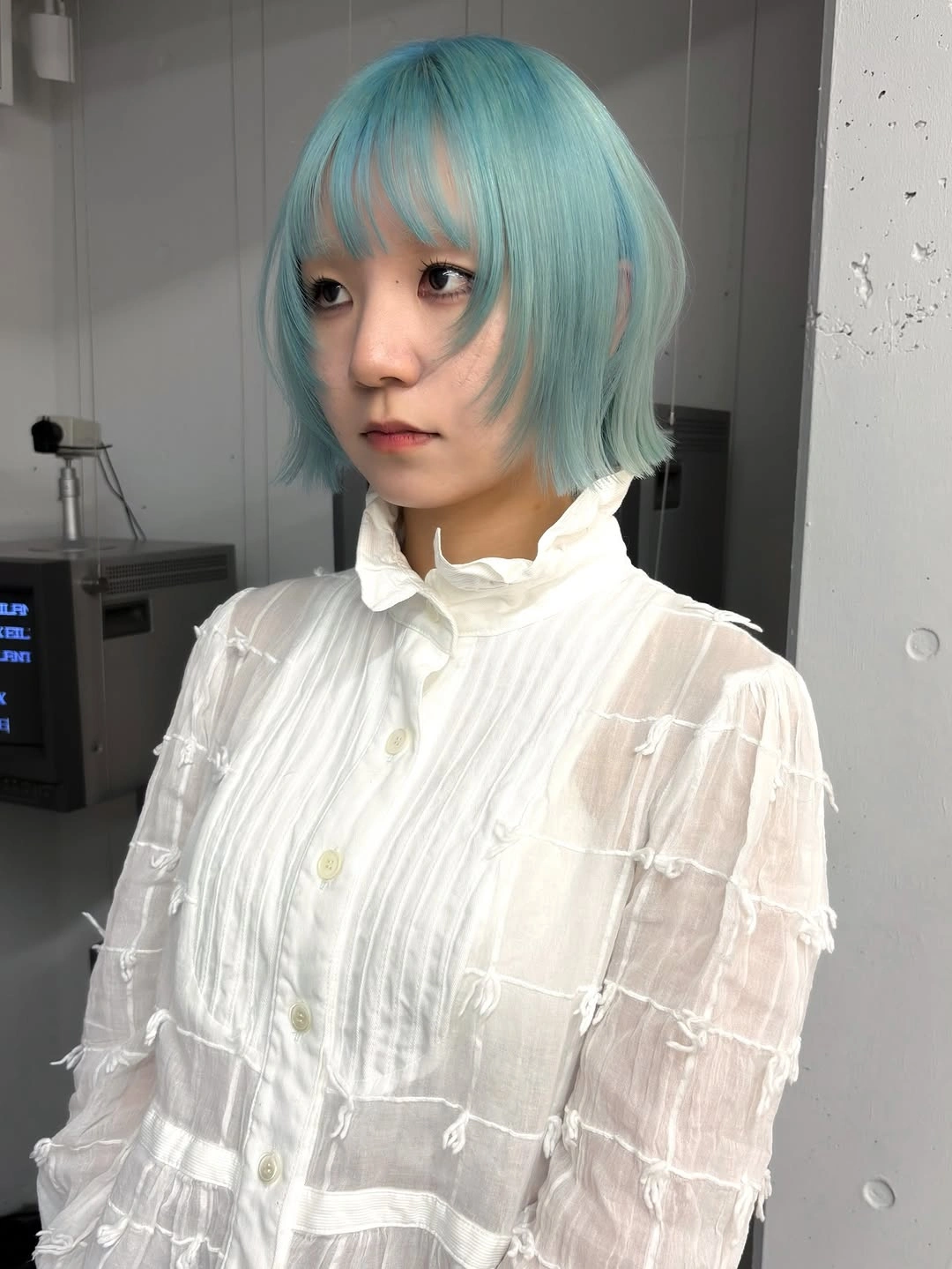 Fall hairstyles for short hair 2026 Pastel Aqua French Bob with Soft Texture
