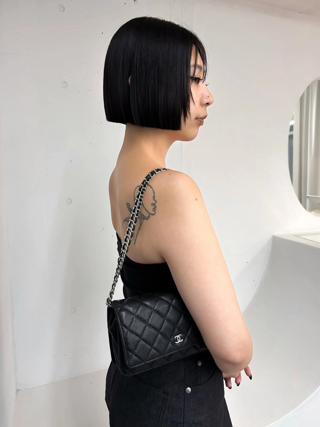 Fall hairstyles for short hair 2026 Classic Sleek Chin-Length Bob with Timeless Minimalism