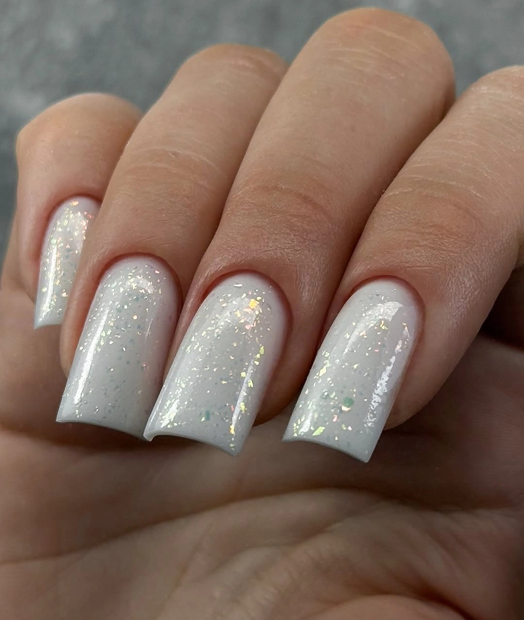 Fall manicure 2026 White Glitter Square Nails With Golden Sparkle