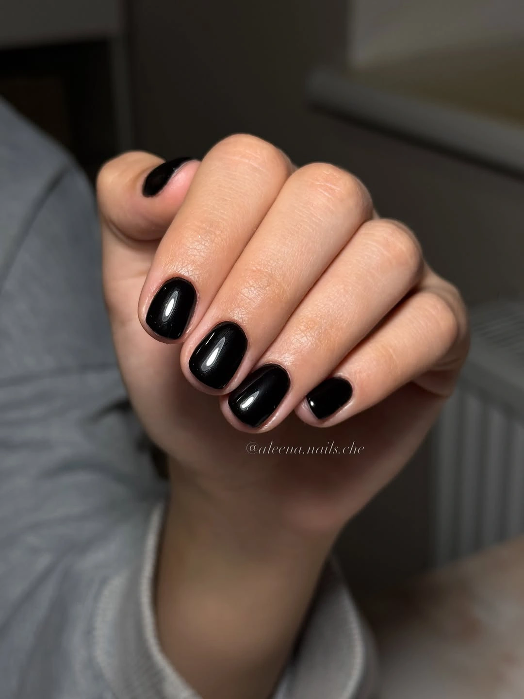 Fall manicure 2026 Glossy Black Short Manicure With Rounded Tips
