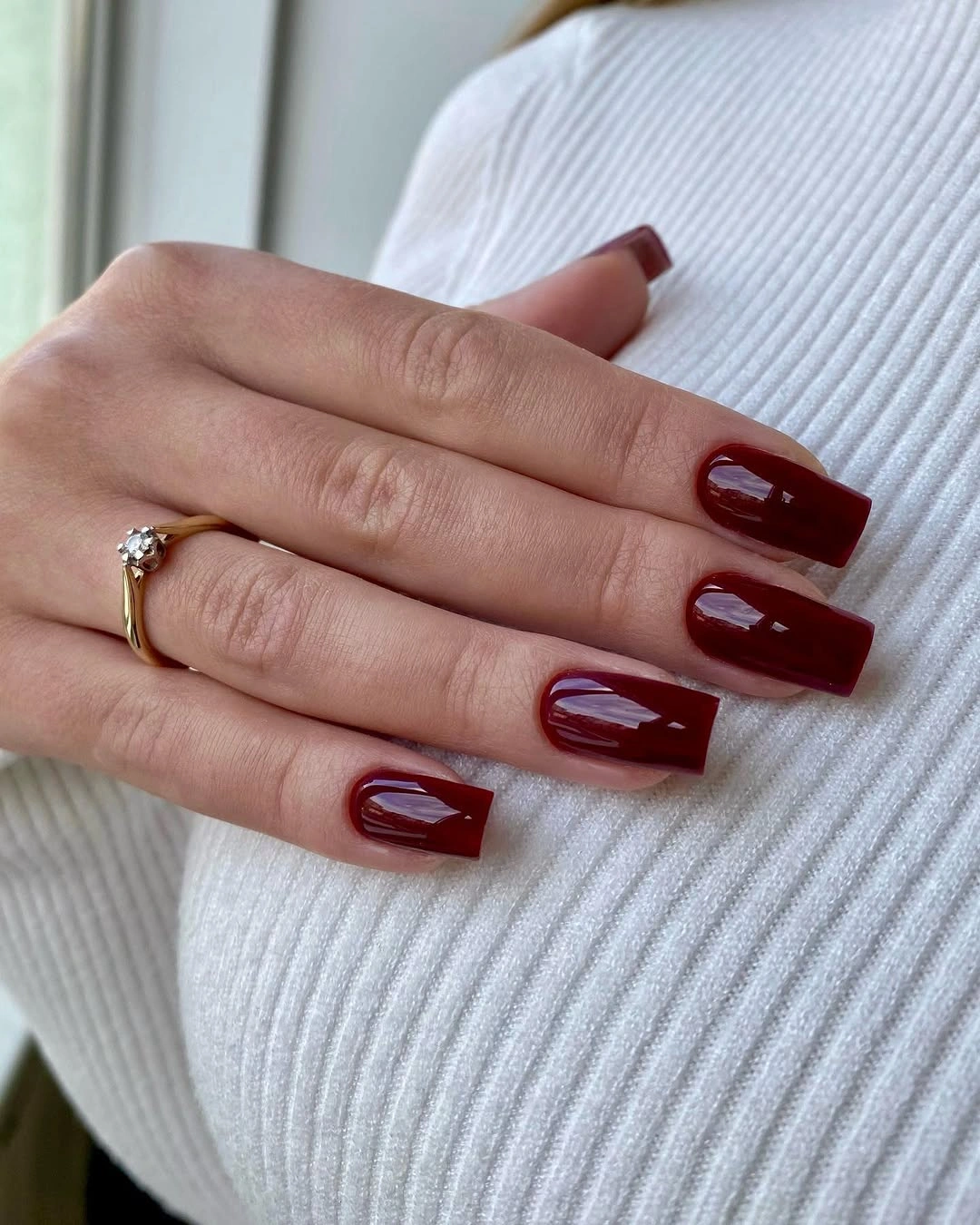 Fall nail art 2026 Burgundy Square Nails With Deep Gloss