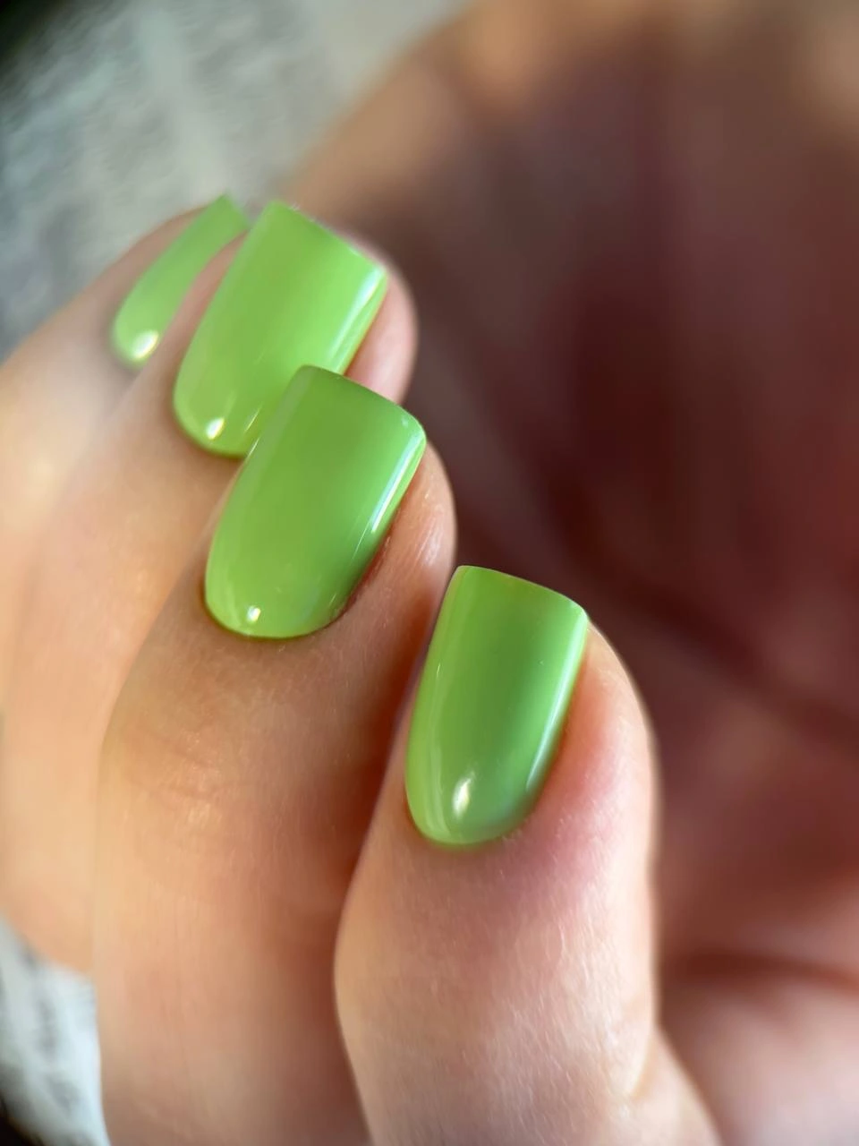 Fall nail art 2026 Lime Green Rounded Nails With a Bright Gloss