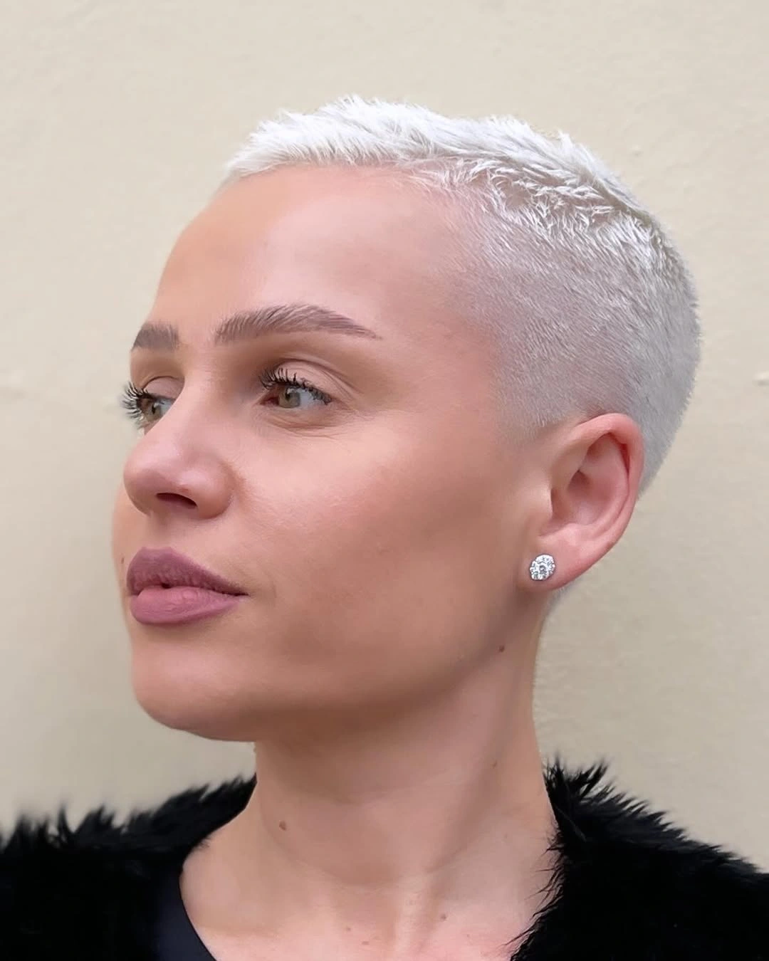 fall pixie haircut ideas 2026 Minimal Ice Blonde Buzz Pixie