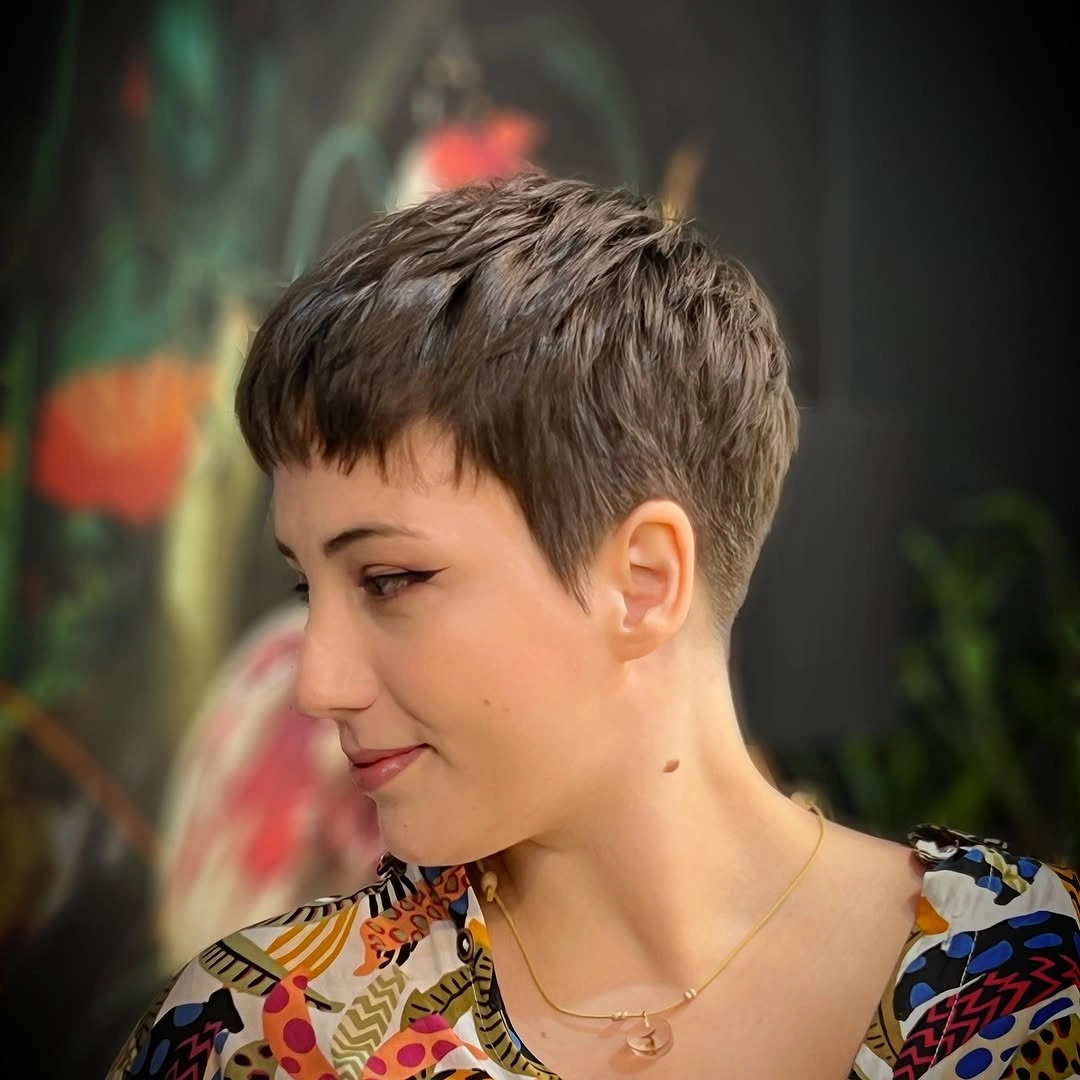 fall pixie haircut ideas 2026 Classic French Pixie with Soft Micro Fringe