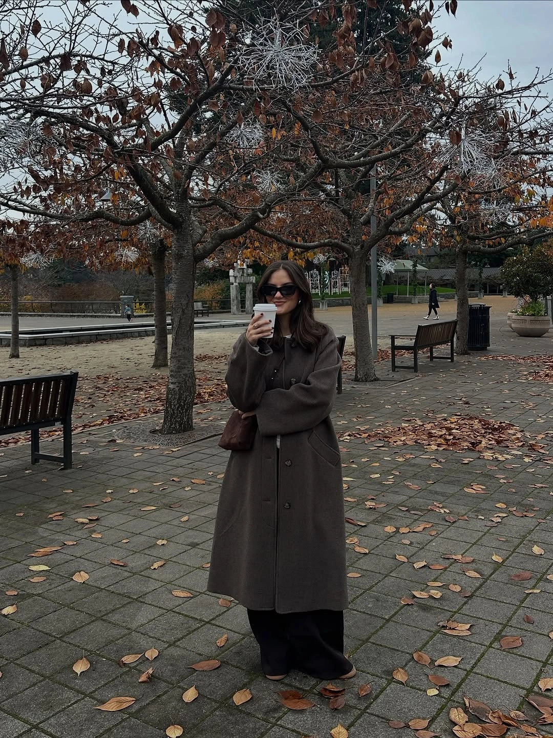 fall pregnancy outfits 2026 Long Wool Coat for Crisp Fall Walks