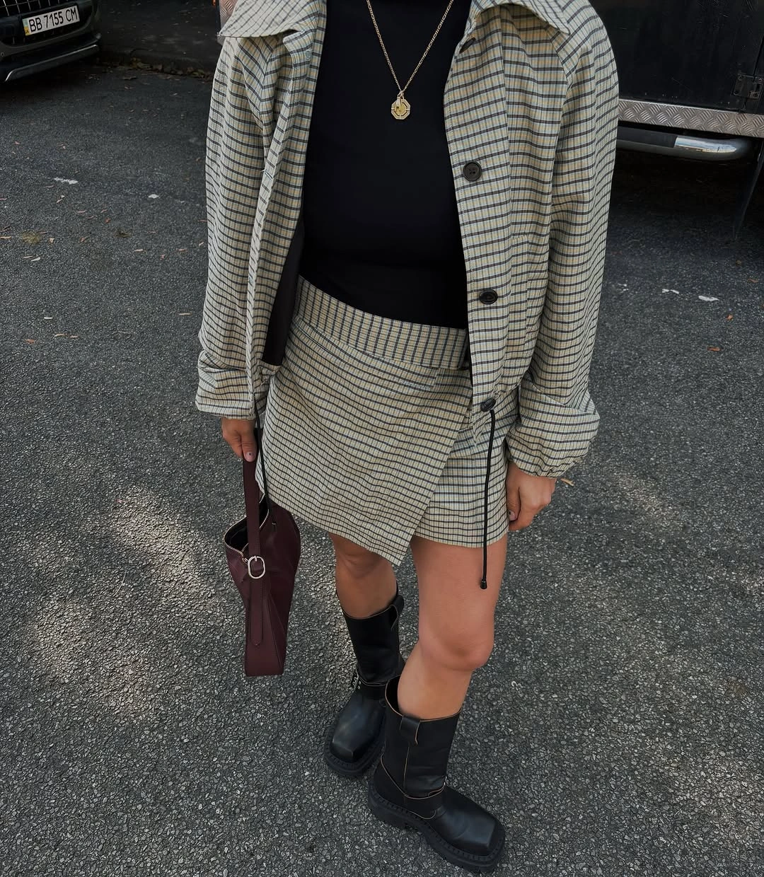fall professional outfits women 2026 Refreshing Office Style with a Modern Checked Skirt Set