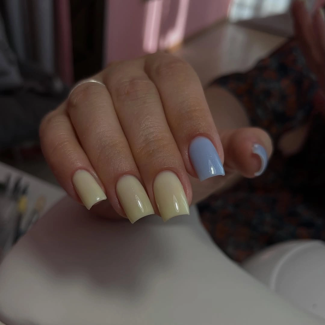 Fall short nails 2026 Pastel Blue and Butter Yellow Short Nails