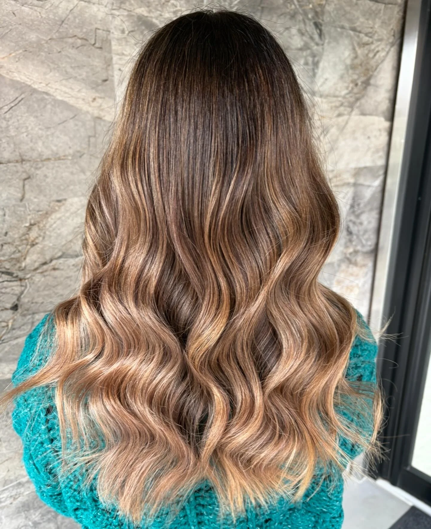 Hair Lowlights: Color Ideas and Inspiration Honey Beige Lowlights That Add Effortless Movement