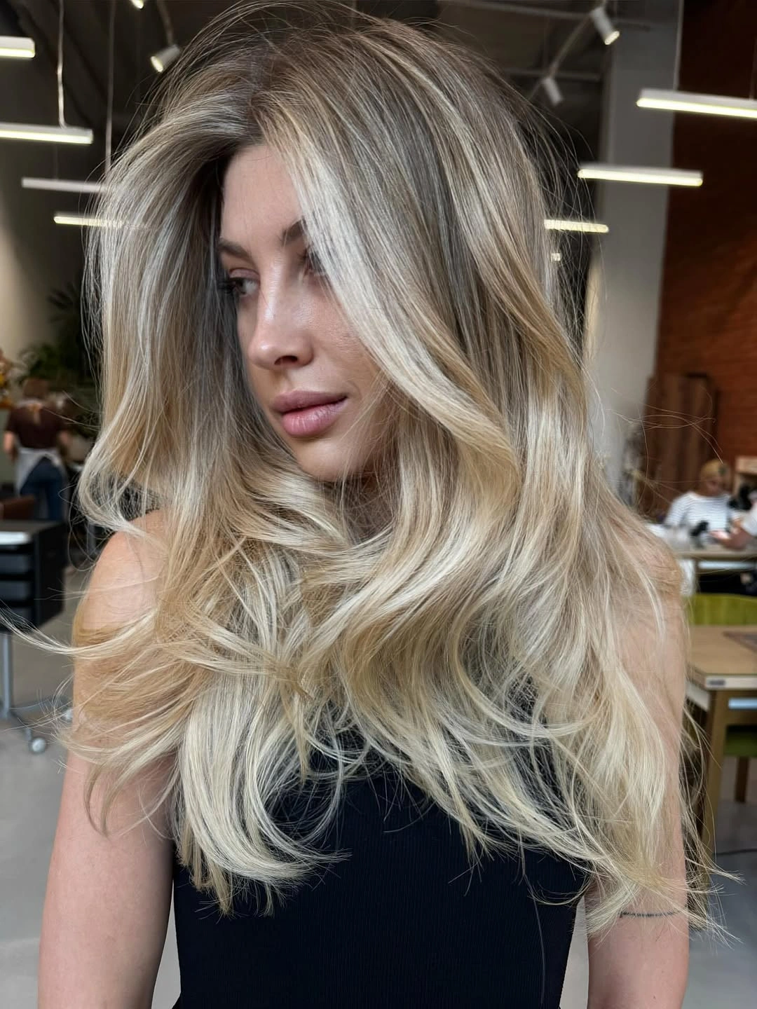 Hair Lowlights: Color Ideas and Inspiration Cool Champagne Blonde with Shadowed Depth