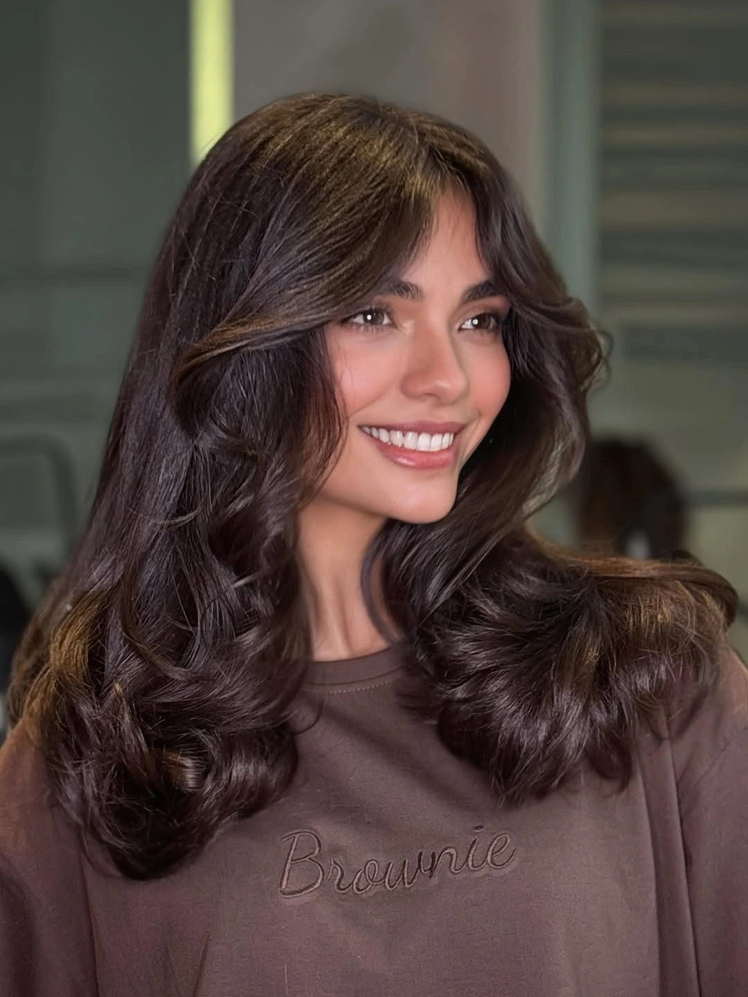 heatless curls hairstyle Voluminous Chocolate Blowout with Curved Heatless Ends