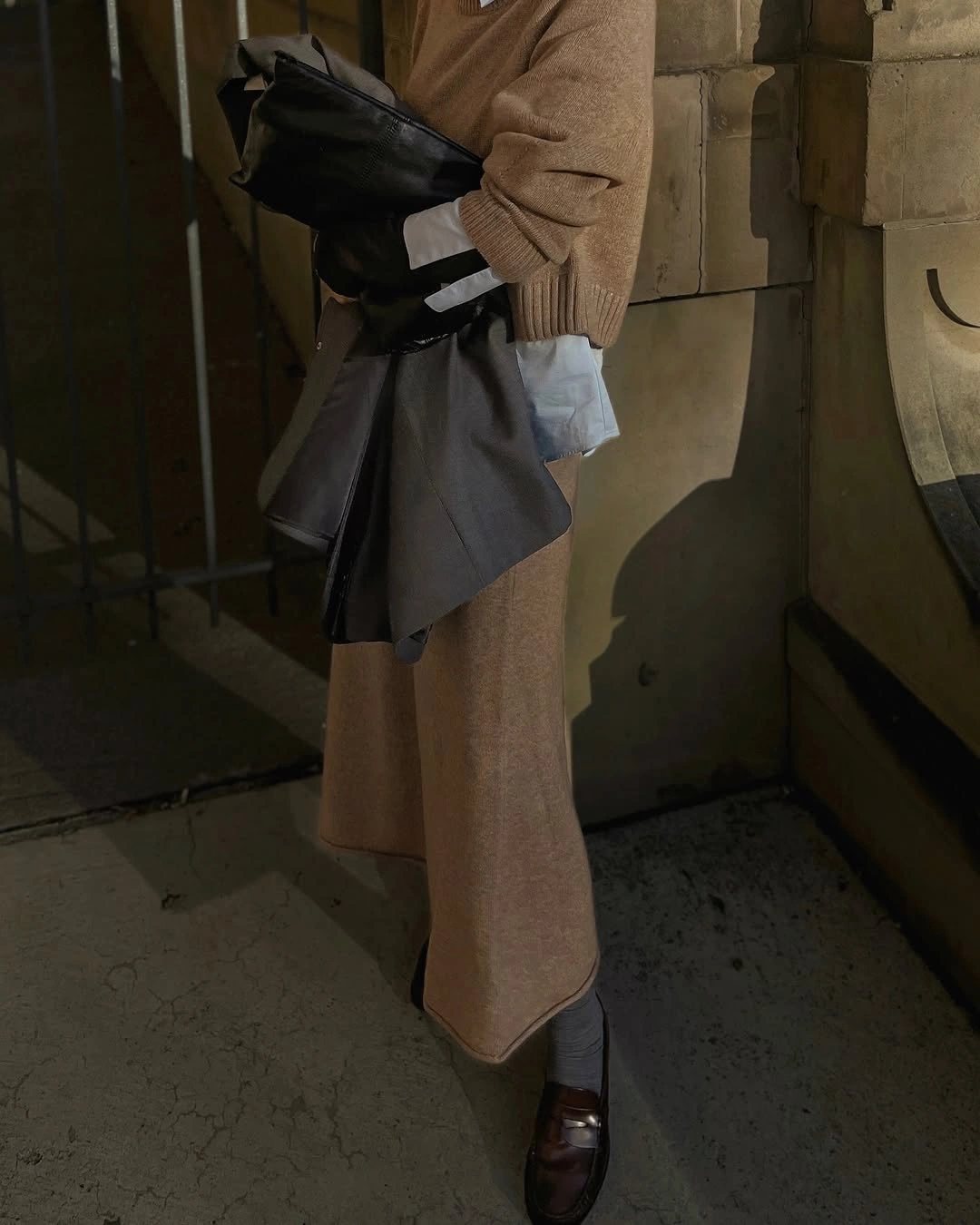 knit skirt outfits fall 2026 Monochrome Camel Layers That Feel Quietly Luxurious