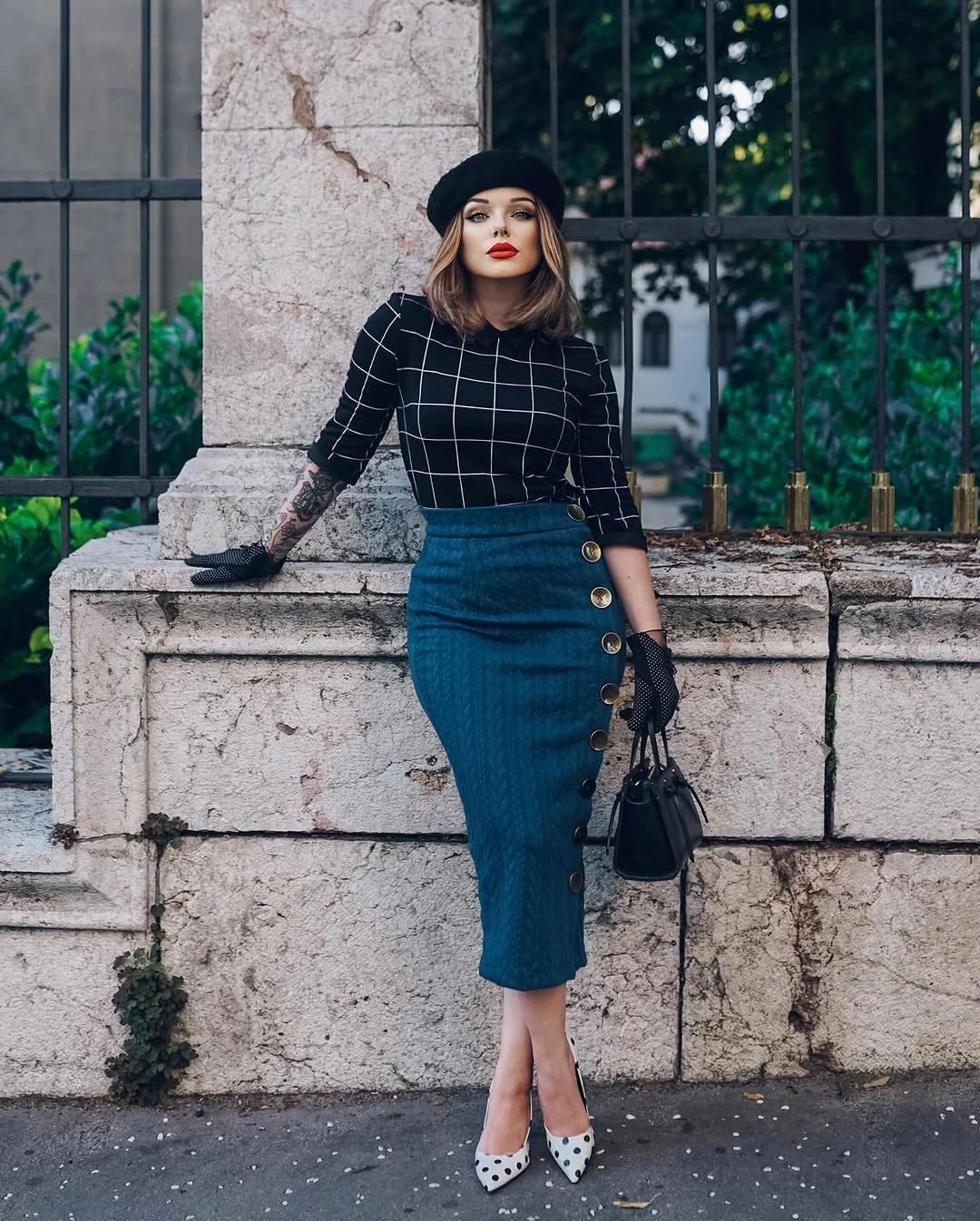 knit skirt outfits fall 2026 Parisian Details Meet a Tailored Knit Pencil Skirt
