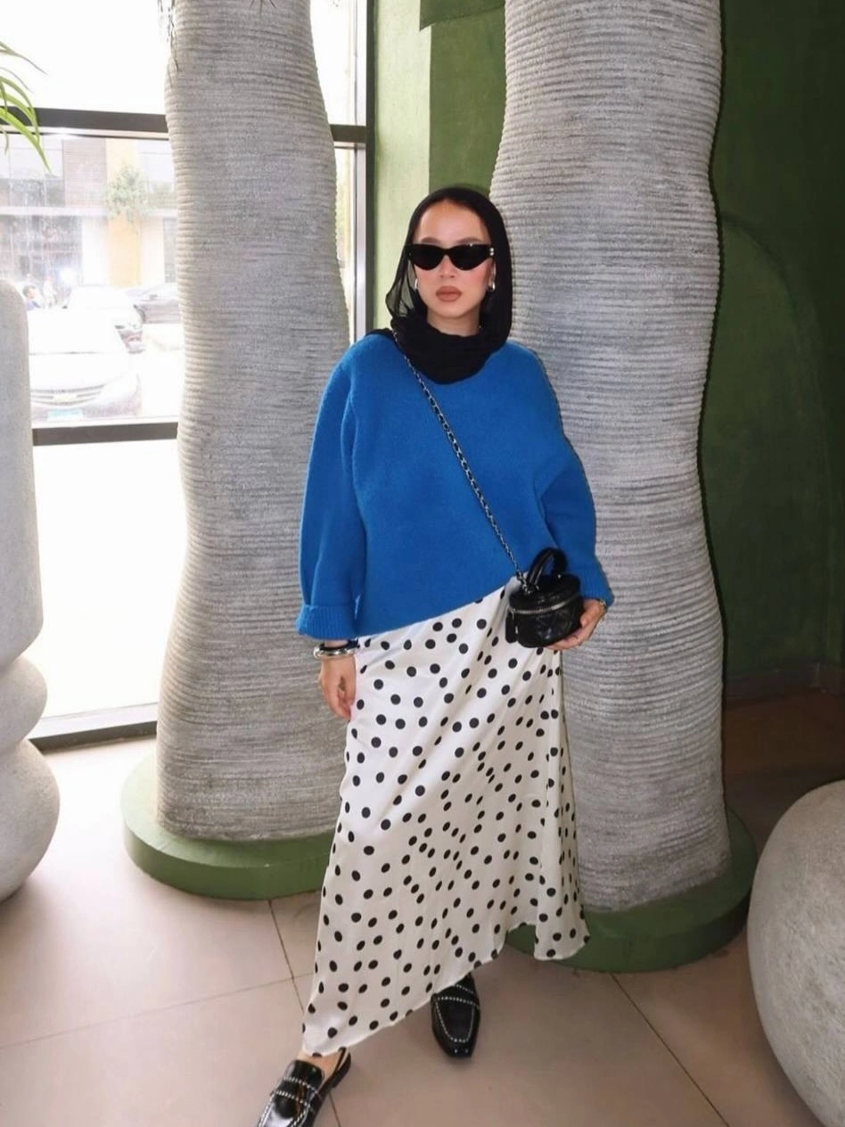 midi skirt fall outfit 2026 Electric Blue Knit with a Playful Polka Dot Midi