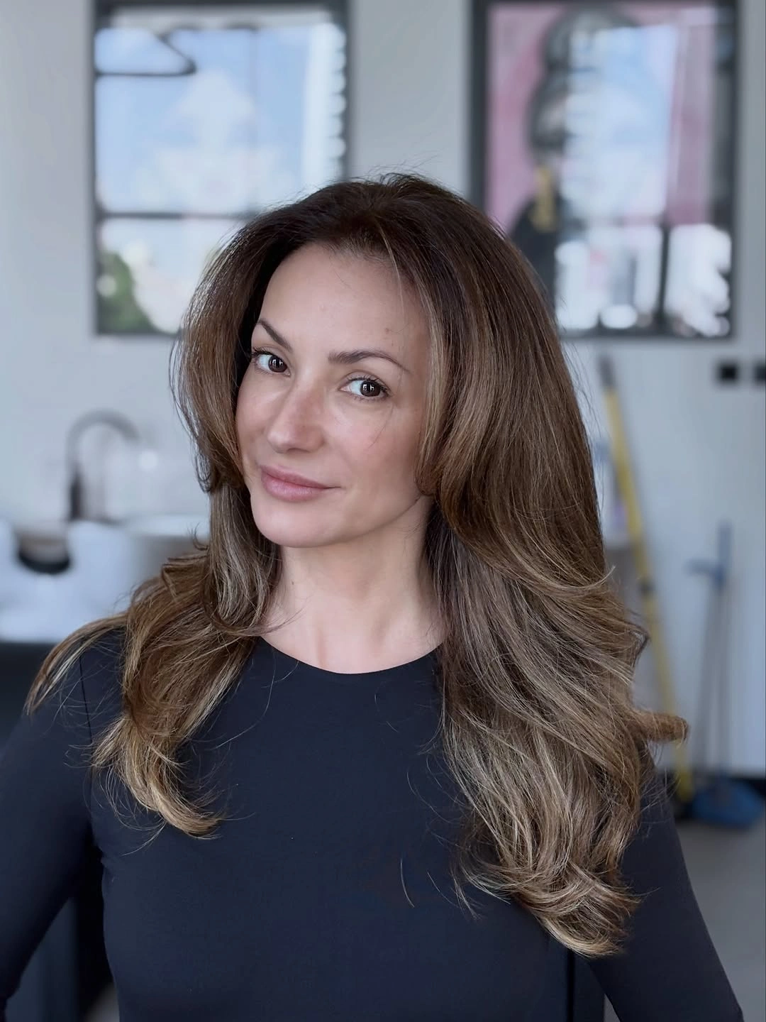 September hairstyles ideas 2026 Soft Brunette Layers Around The Shoulders