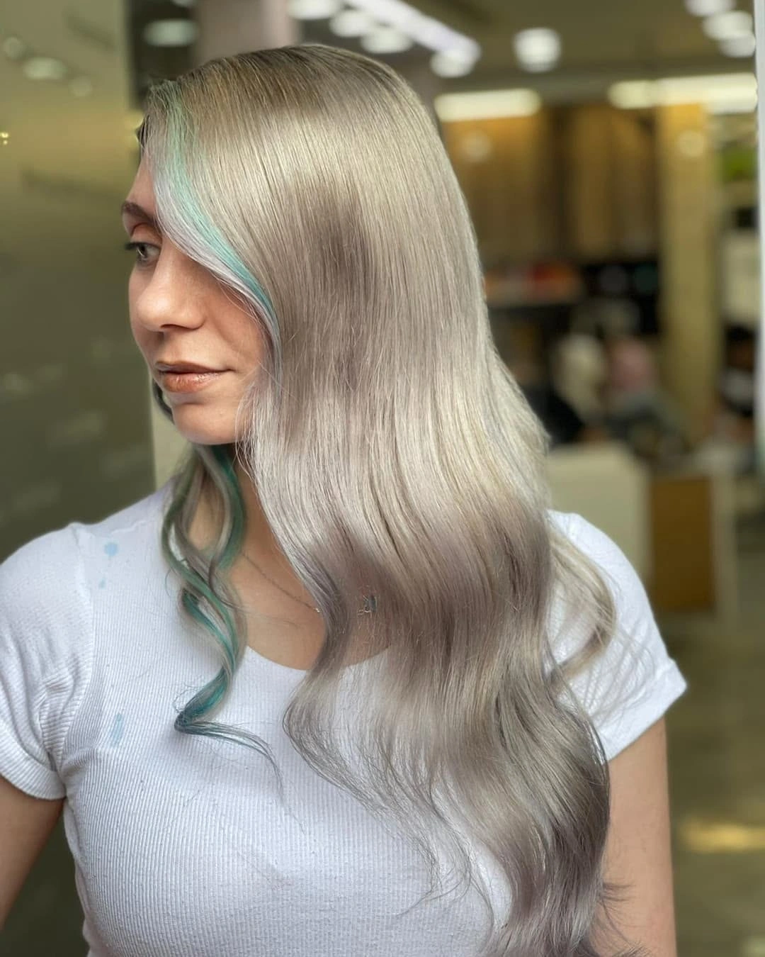 September hairstyles ideas 2026 Platinum Waves With Mint Face Streaks