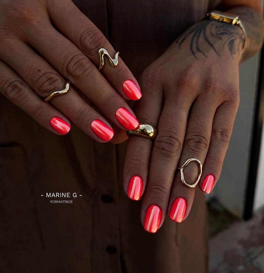 September nail art ideas 2026 Glossy Coral Red Rounded Nails