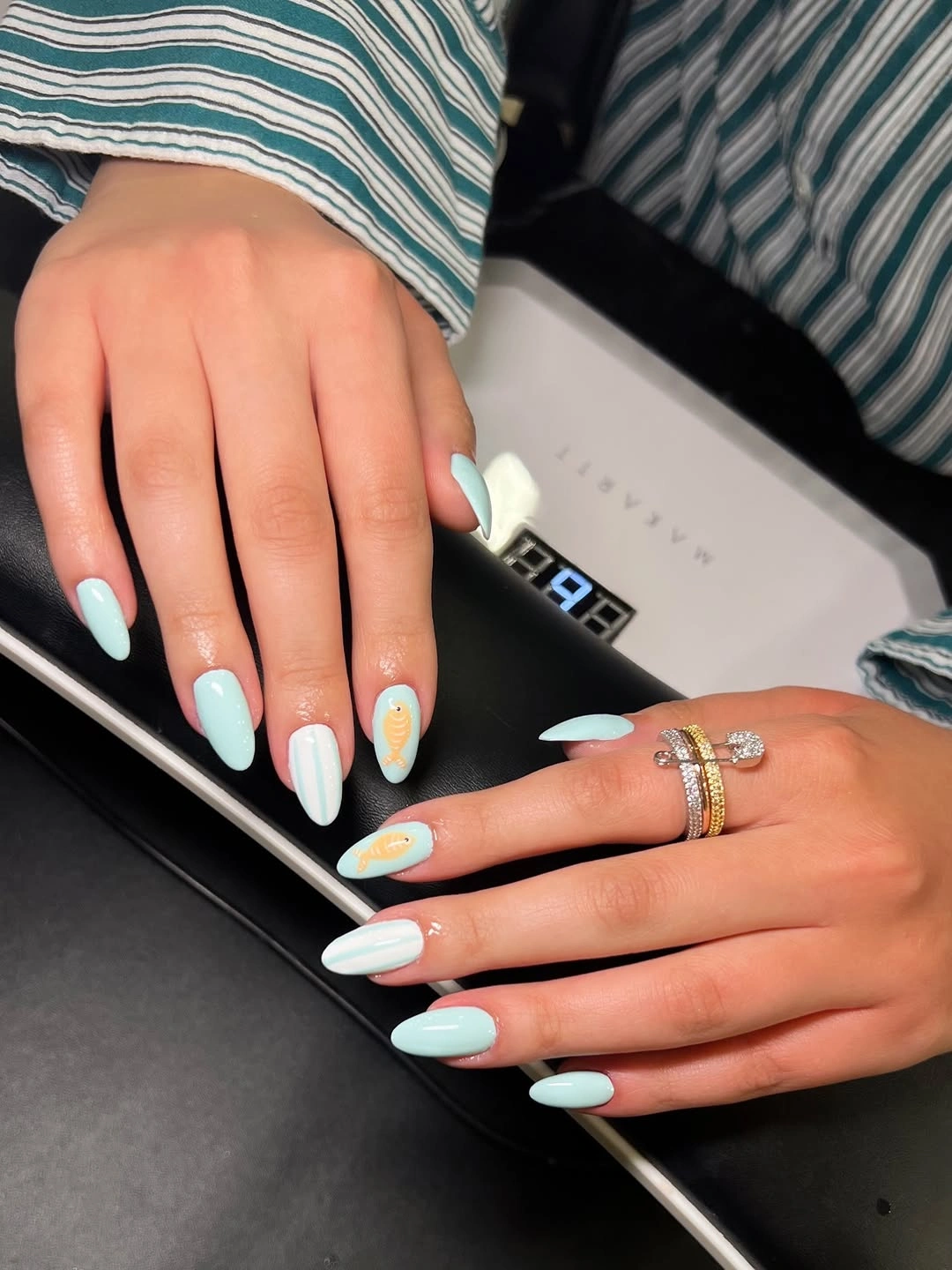 September nails color 2026 Short Mint Nails With Tiny White Flowers