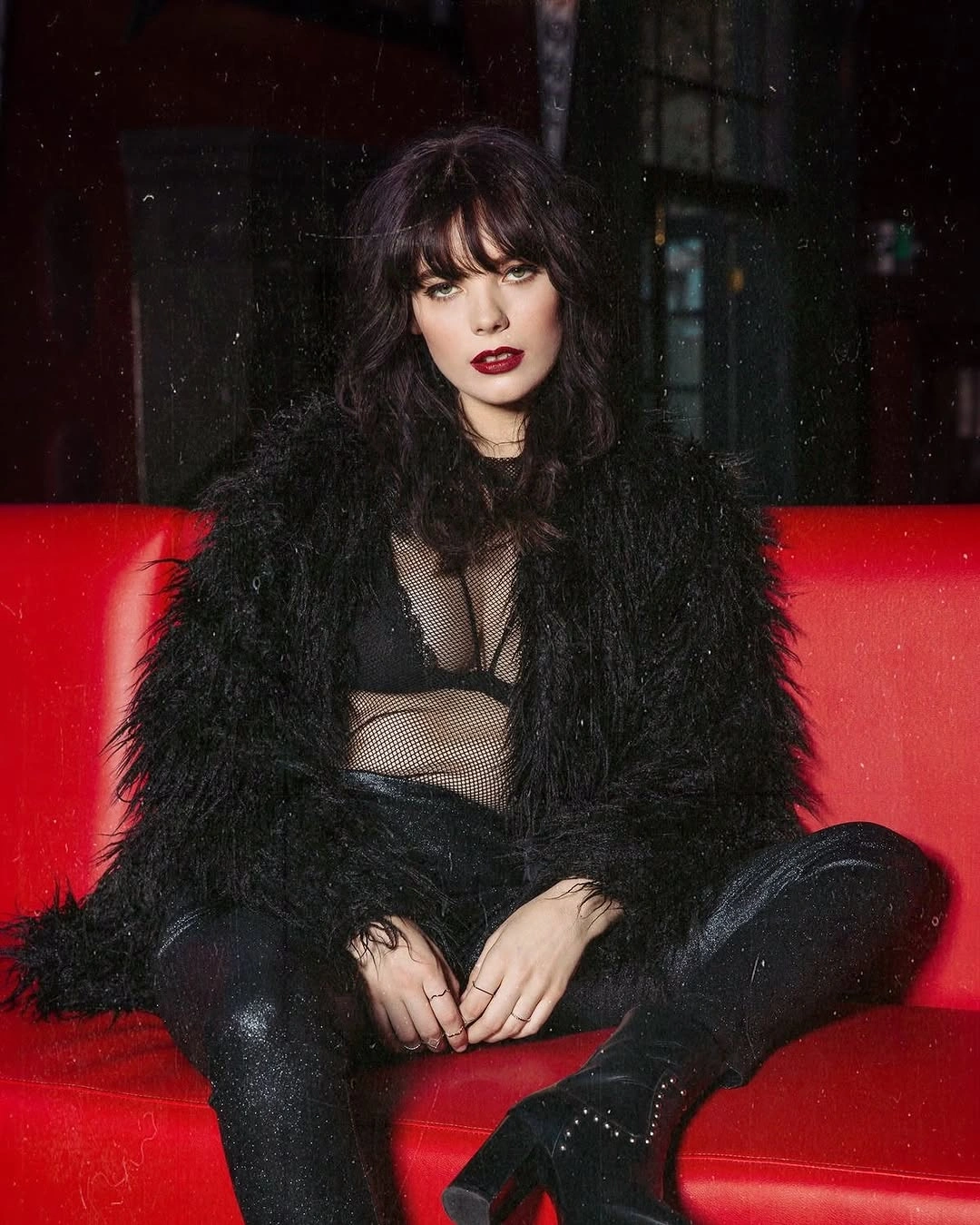 shaggy jacket Edgy All-Black Glamour With a Textured Shaggy Jacket
