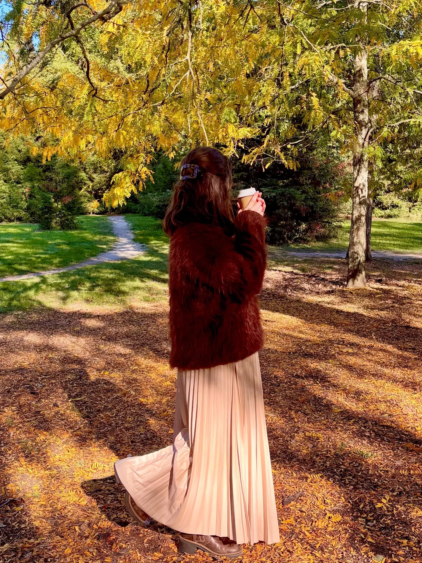 what are must-have fall outfits for 2026 Soft Textures and Pleated Skirts Capture the Romance of Fall