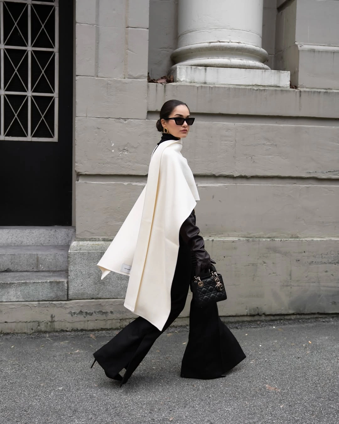 what are must-have fall outfits for 2026 Black and White Tailoring Never Goes Out of Style